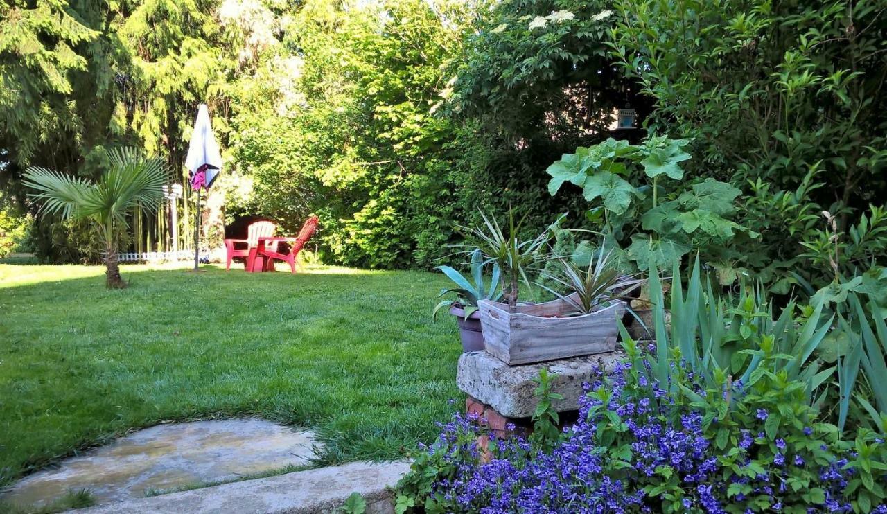 Le Clos Manceau Bed & Breakfast Le Mans Luaran gambar
