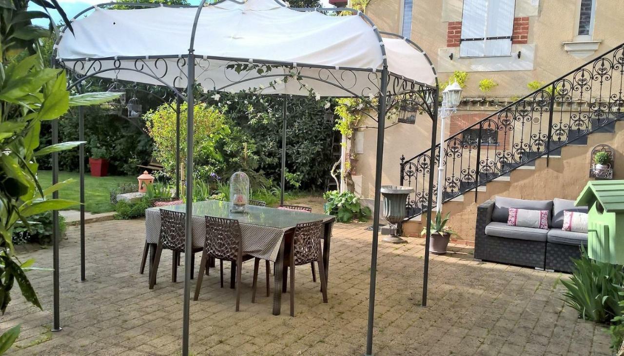 Le Clos Manceau Bed & Breakfast Le Mans Luaran gambar